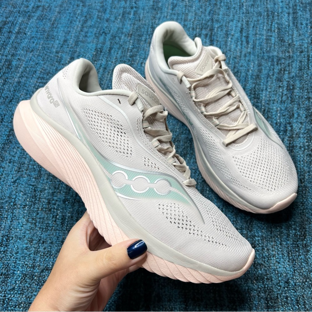 Saucony Kinvara 15 Running Shoes in Moon Jade